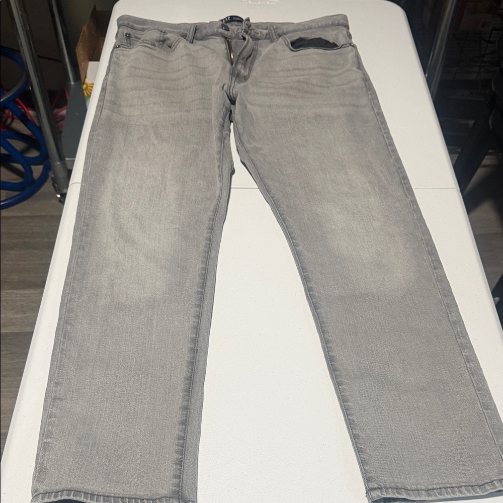 GAP Men's Light Gray Straight Jeans